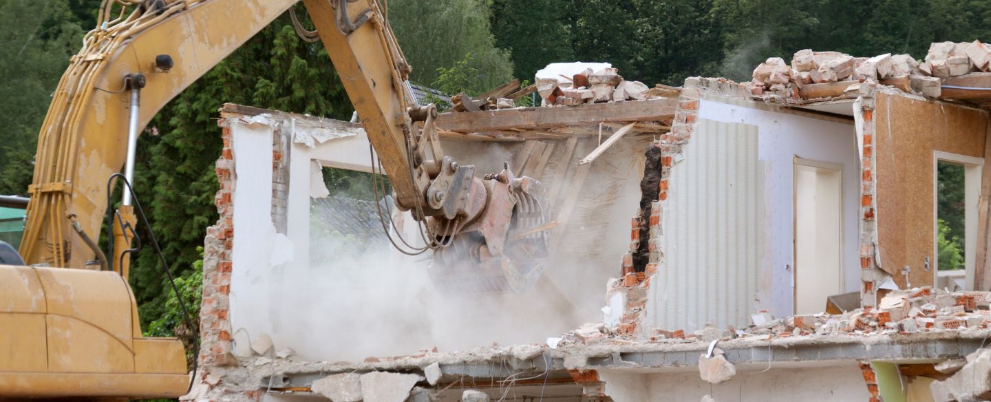 dusty digger destruction of old building valdosta ga